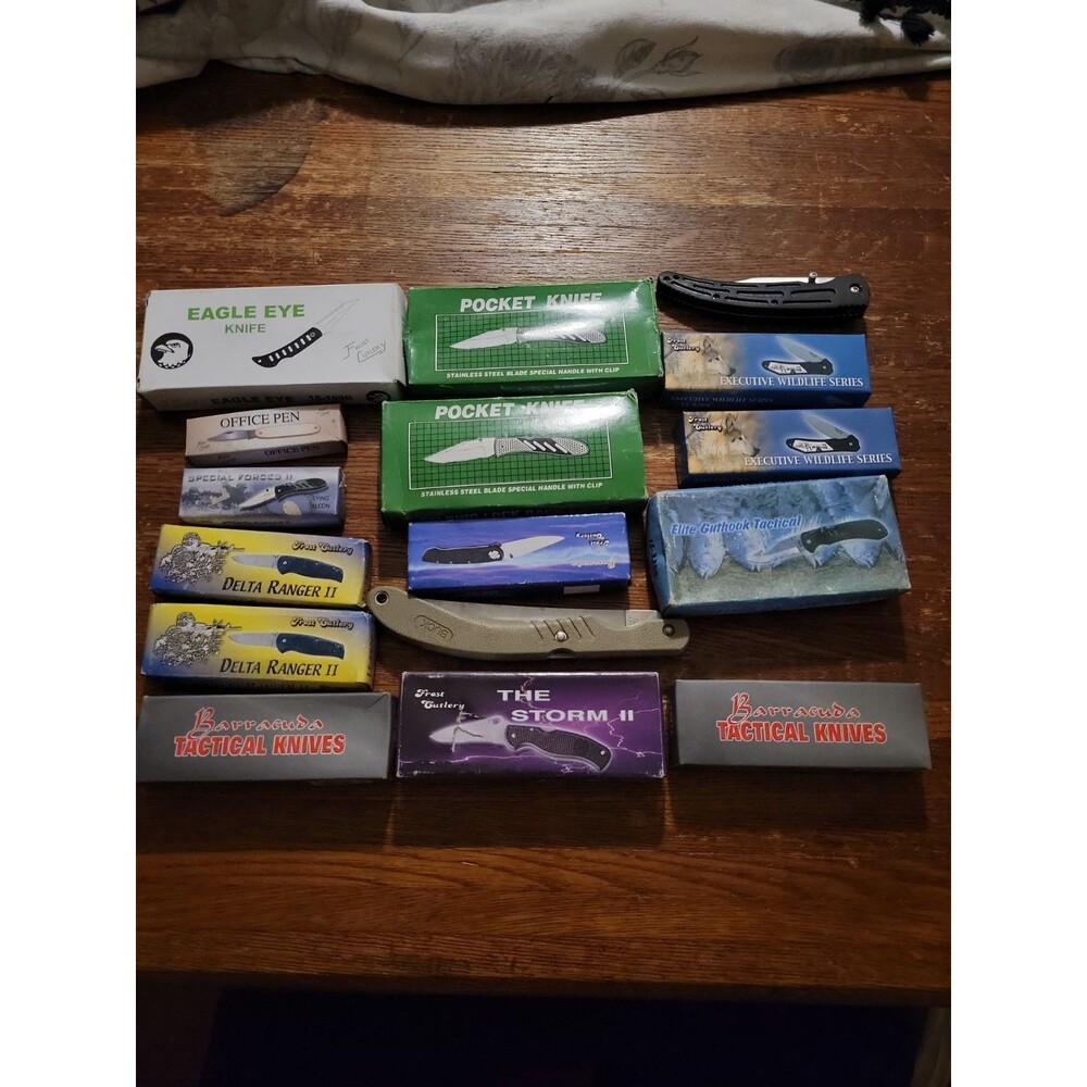Frost Cutlery Flying Falcon Barracuda Tactical Pocket Knifes Knife Vtg Lot of 16